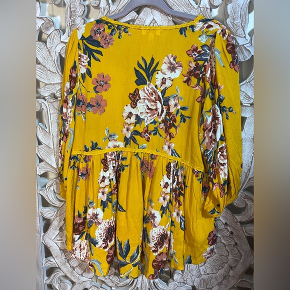 Umgee Boho Yellow and Floral Printed Top Sz M - Picture 5 of 6